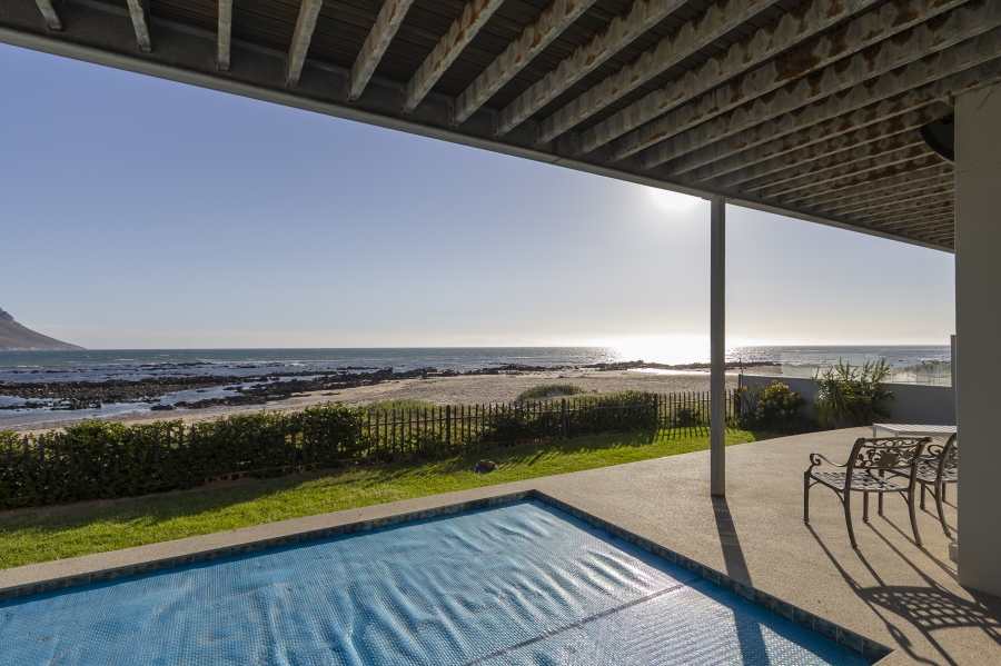 To Let 4 Bedroom Property for Rent in Harbour Island Western Cape